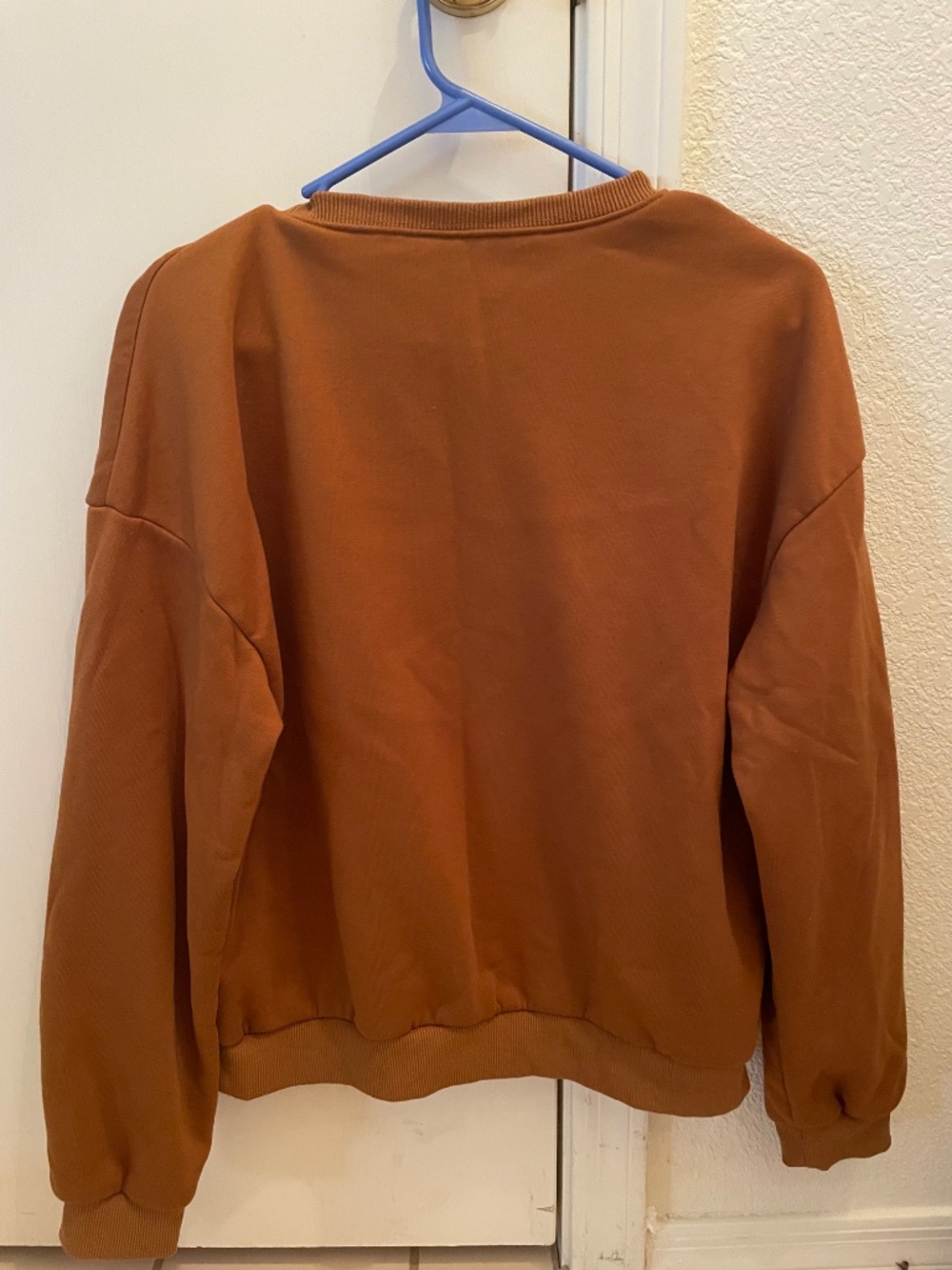 Fall sweatshirt - Picture 3 of 3